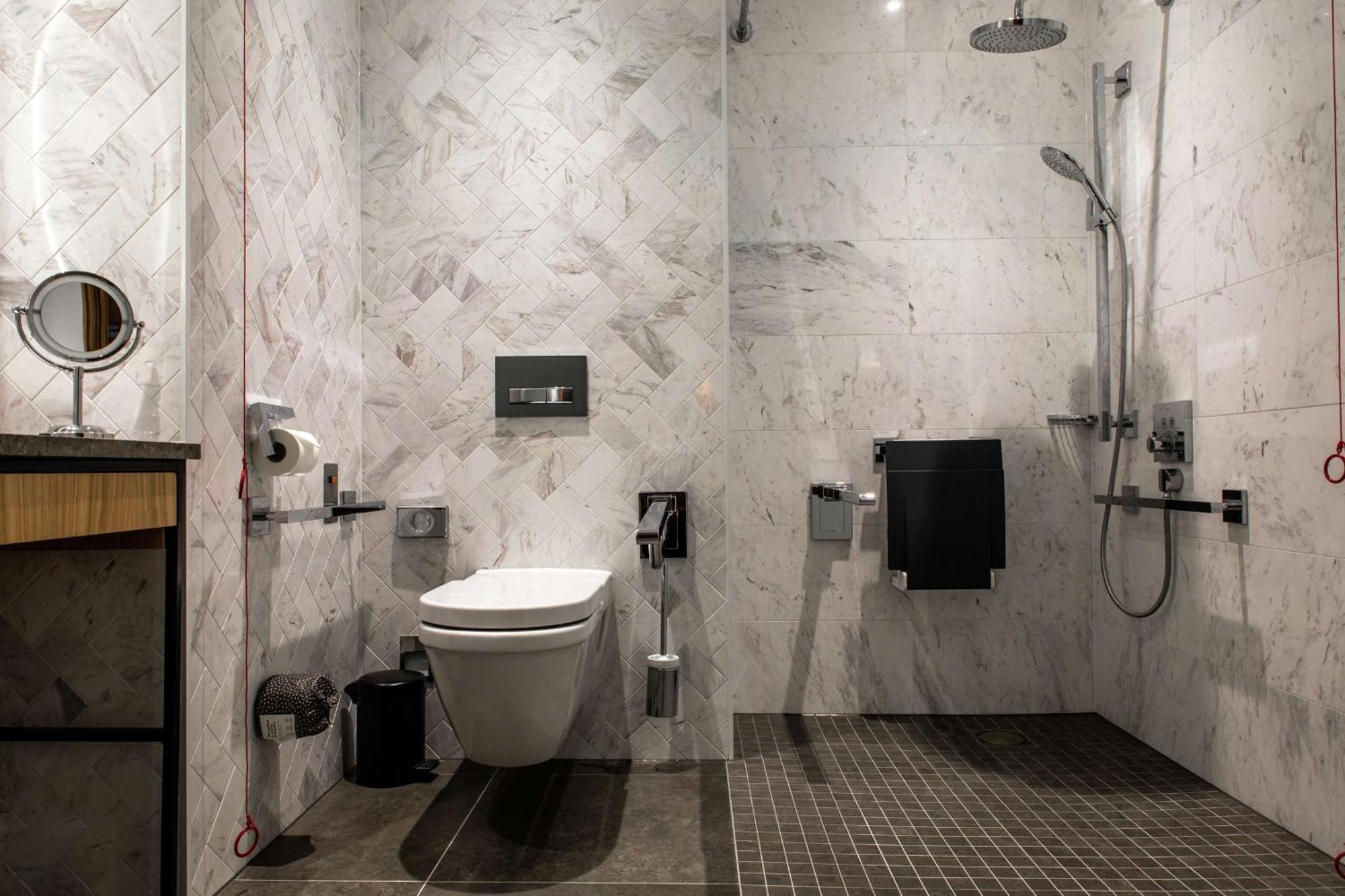 Hotel Lincoln Plaza London, Curio Collection By Hilton Exterior foto